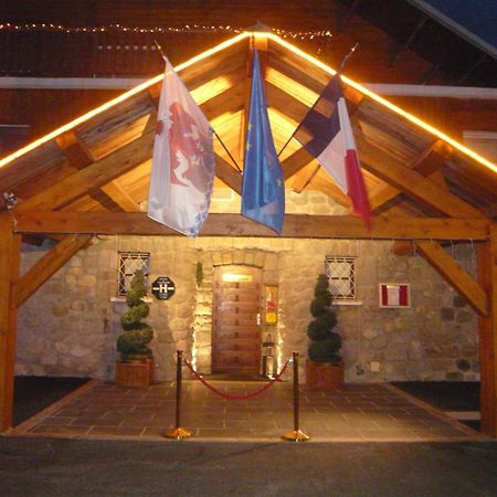 Hotel Le Chalet D'Auron Restaurant Et Spa Exterior foto