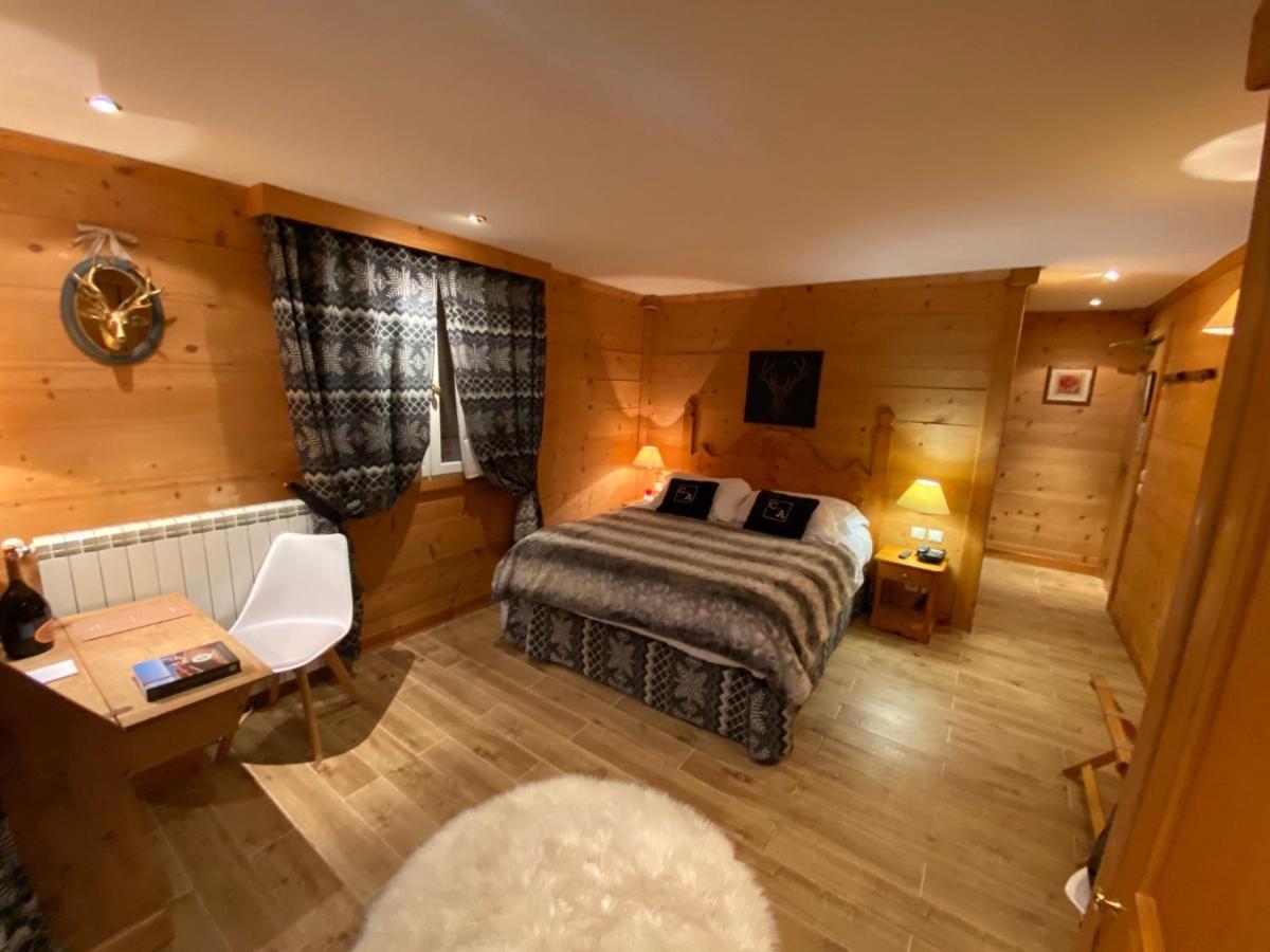Hotel Le Chalet D'Auron Restaurant Et Spa Exterior foto